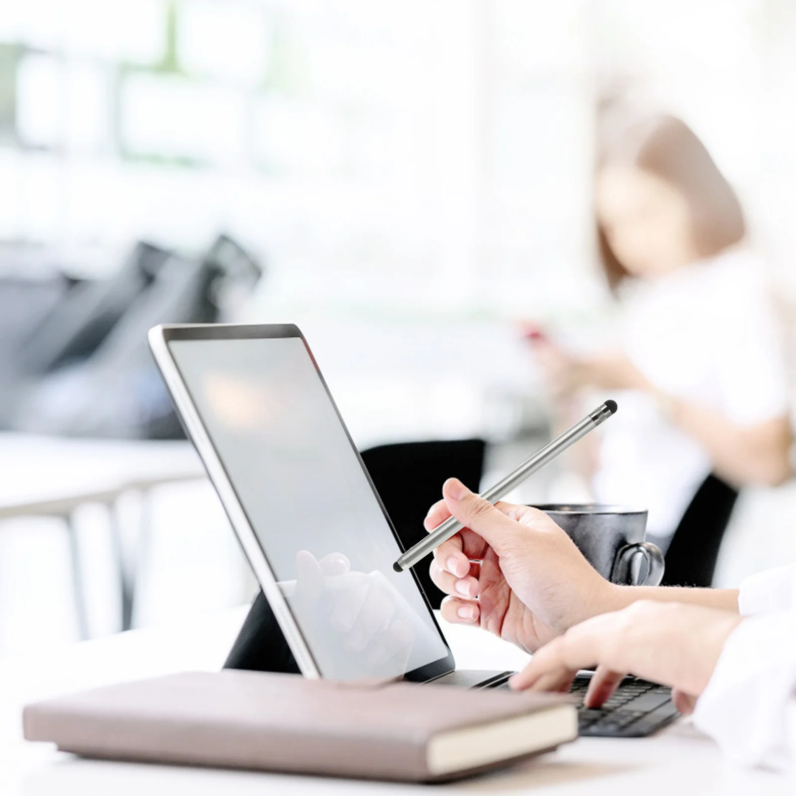 Tablet Stylus Pen Dual Nibs Smooth Touch Lightweight Design for Touchscreen Devices Mobile Phone Stylus Pens Touch Screen Pen
Tablet Stylus Pen Dual Nibs Smooth Touch Lightweight Design for Touchscreen Devices Mobile Phone Stylus Pens Touch Screen Pen