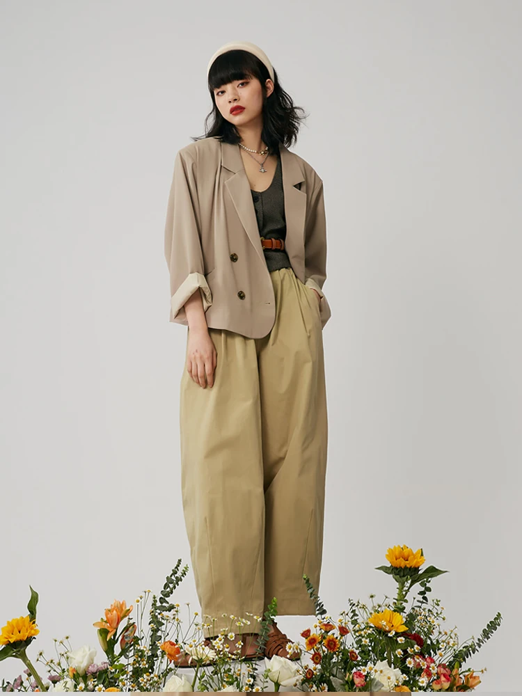 Женские повседневные брюки с высокой талией на резинке, универсальные, свободного кроя, прямые, из хлопка, для уличного стиля
Женские повседневные брюки с высокой талией на резинке, универсальные, свободного кроя, прямые, из хлопка, для уличного стиля