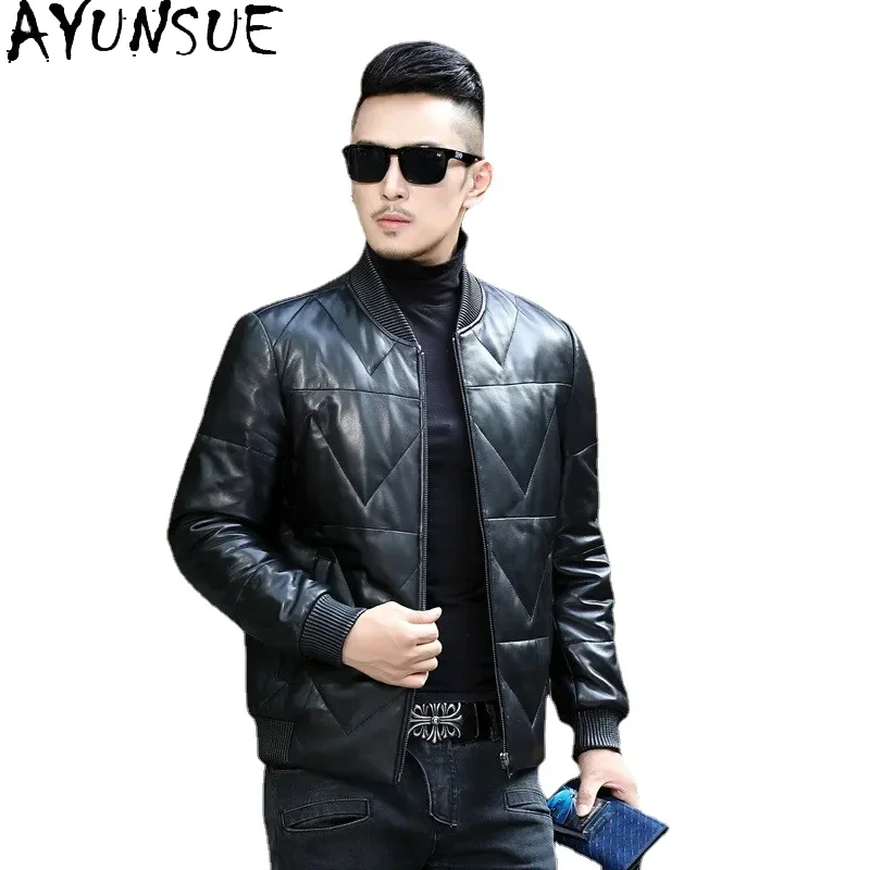 AYUNSUE Men's Genuine Sheepskin Leather Jacket Men Down Jackets Fashion Motorcycle Coat Winter Clothes Mens Ropa Hombre LXR876
AYUNSUE Men's Genuine Sheepskin Leather Jacket Men Down Jackets Fashion Motorcycle Coat Winter Clothes Mens Ropa Hombre LXR876