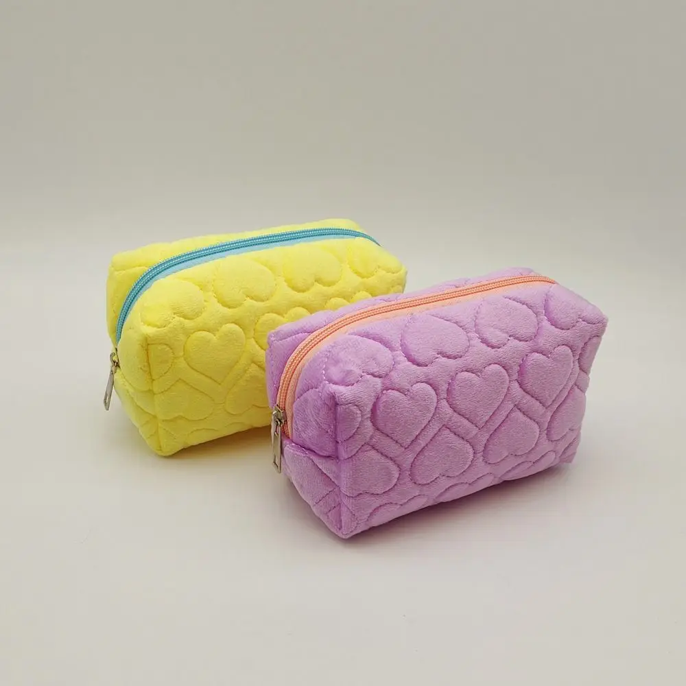Gifts Ins Pillow Cosmetic Bags Hand-held Cosmetic Bag Large Capacity Cosmetic Storage Bag Portable Plush Coin Purse
Gifts Ins Pillow Cosmetic Bags Hand-held Cosmetic Bag Large Capacity Cosmetic Storage Bag Portable Plush Coin Purse