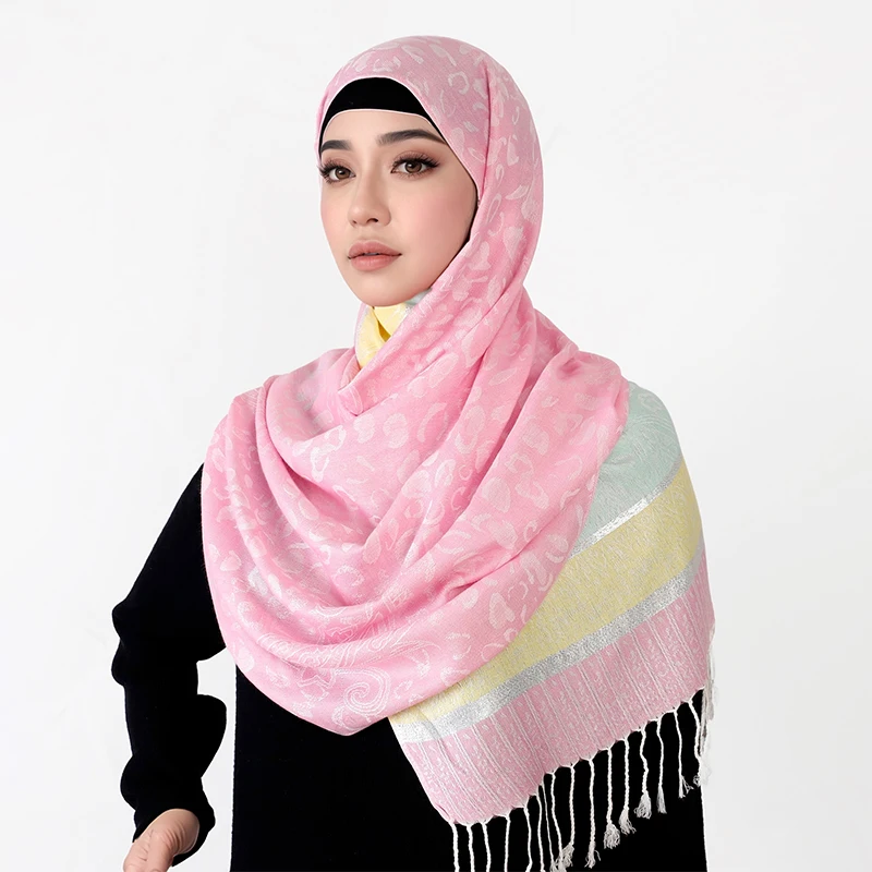 Luxury Brand Autumn Cashmere Pashmina Shawl for Women Wrap Warm Scarves Design Print Female Foulard Cotton Stoles Scarf 2025
Luxury Brand Autumn Cashmere Pashmina Shawl for Women Wrap Warm Scarves Design Print Female Foulard Cotton Stoles Scarf 2025
