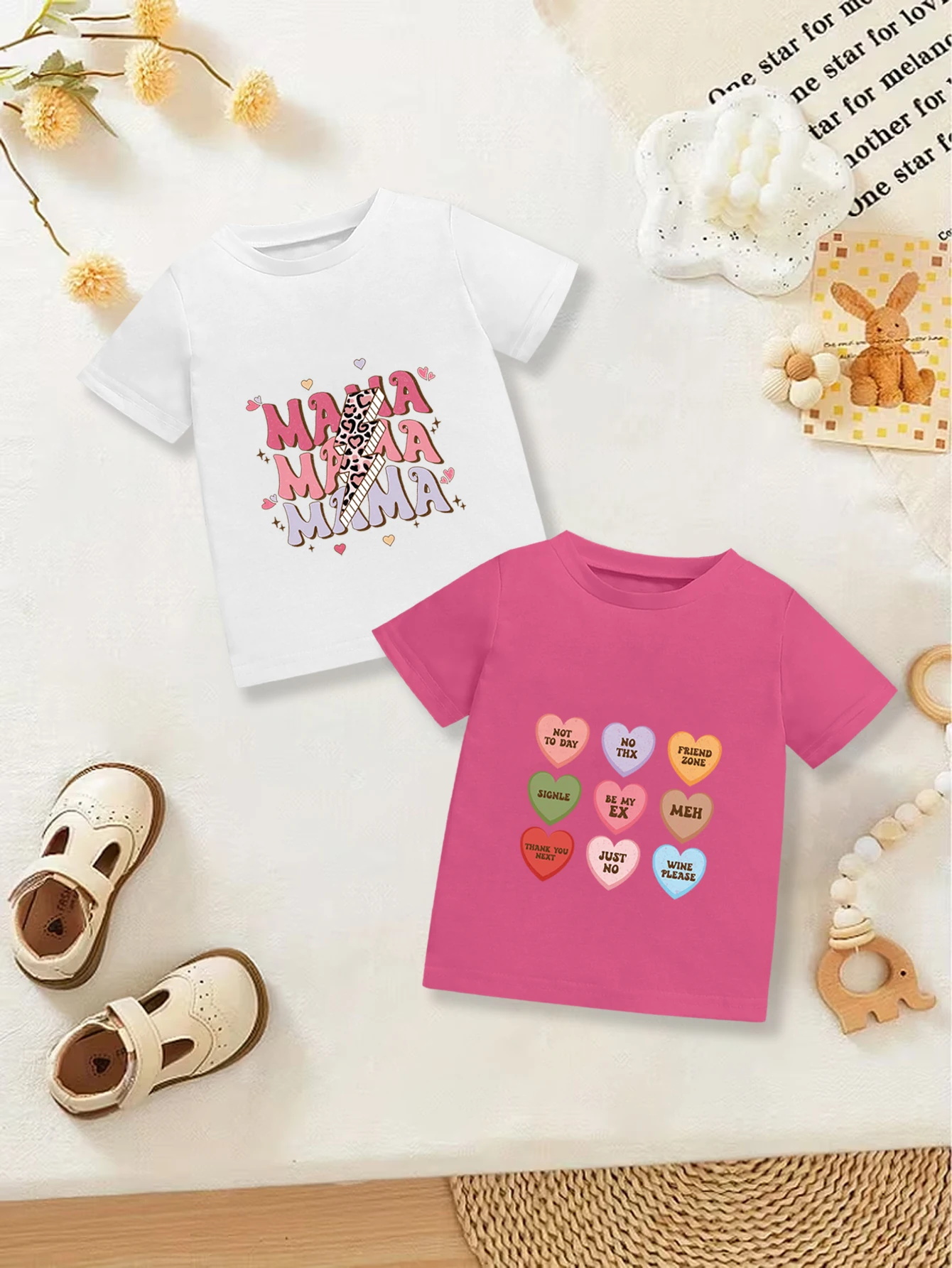 2 предмета: летние футболки для девочек на День святого Валентина и День матери, милые и симпатичные, с мультяшным принтом в виде сердца и надписью «Мама».
2 предмета: летние футболки для девочек на День святого Валентина и День матери, милые и симпатичные, с мультяшным принтом в виде сердца и надписью «Мама».