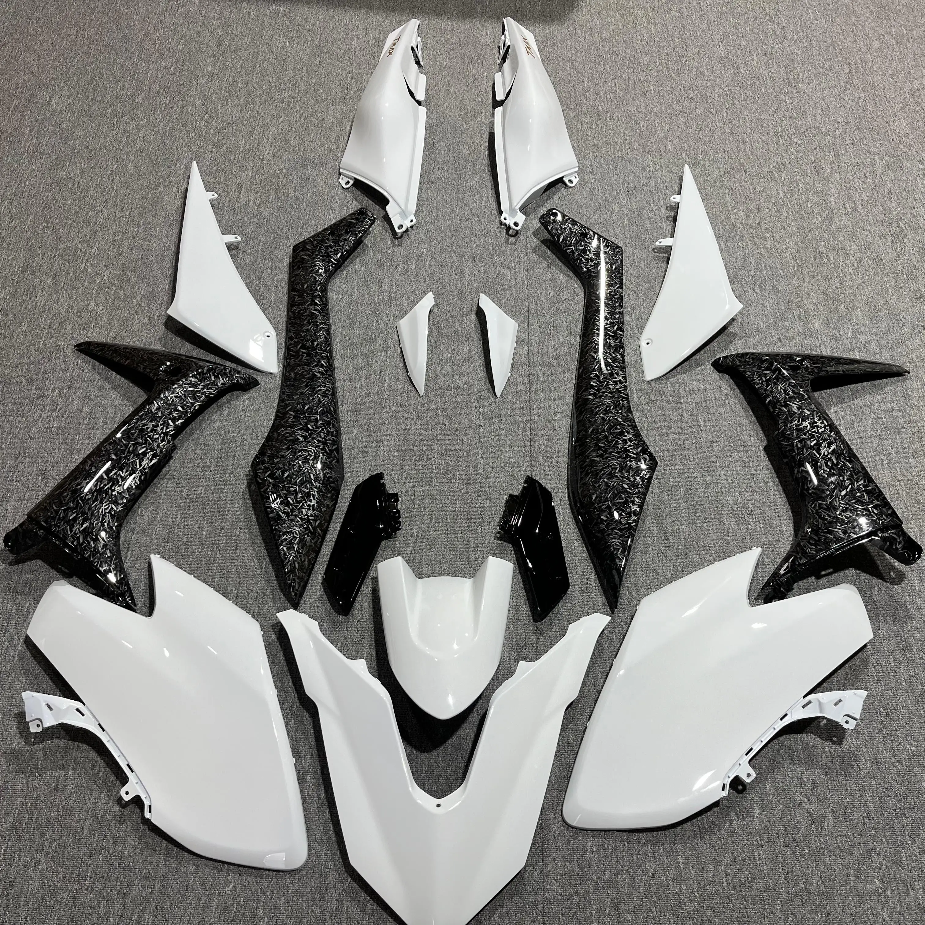STLF Plastic for T Max560 2020 Motorcycle Body Parts Kit Fairing for T-Max Tmax 560 Motorcycle Fairing Kit 
STLF Plastic for T Max560 2020 Motorcycle Body Parts Kit Fairing for T-Max Tmax 560 Motorcycle Fairing Kit