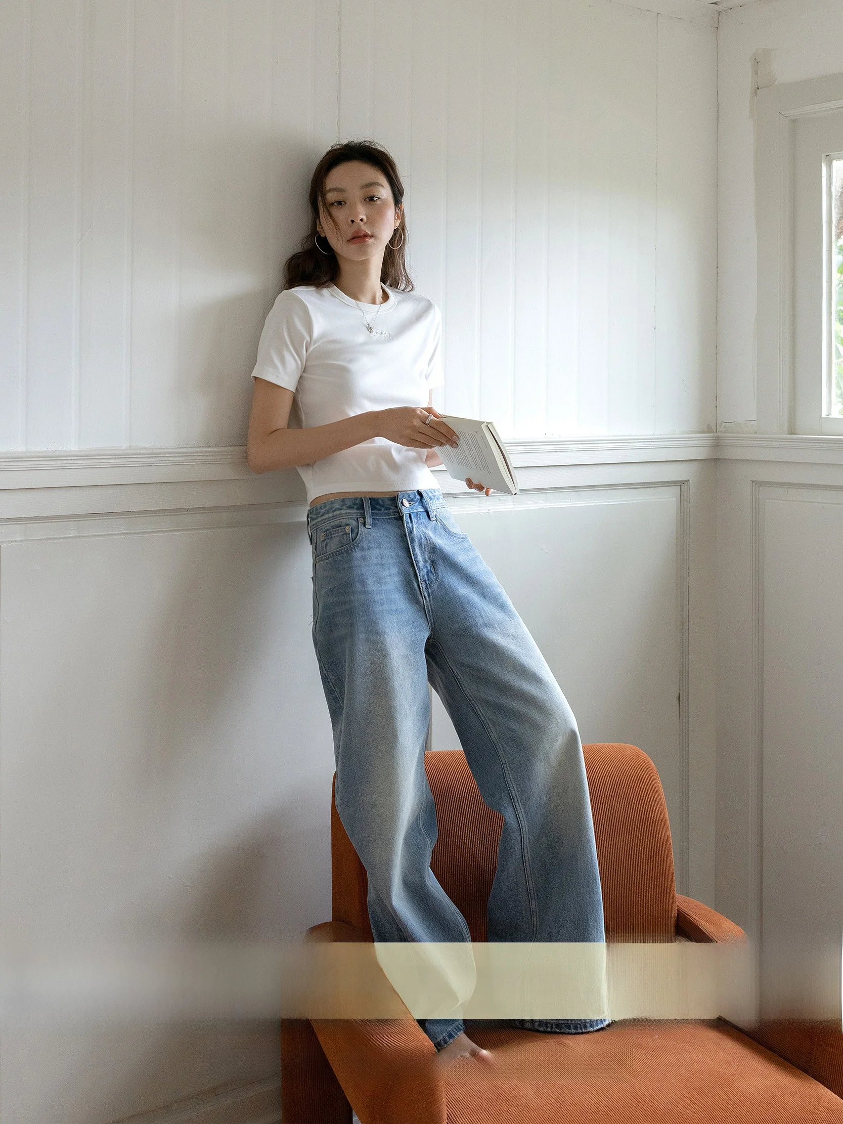 VNOOK Women's Loose Straight Leg Jeans mid Waist Washed Cotton Casual Long Trousers Spring Summer New Style Slimming Effect
VNOOK Women's Loose Straight Leg Jeans mid Waist Washed Cotton Casual Long Trousers Spring Summer New Style Slimming Effect