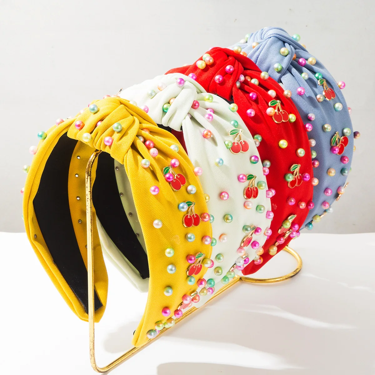 Minimalist Fruit Series Pearl-embellished Cherry Alloy Enamel Fresh & Sweet Headband Hair Accessory for Women
Minimalist Fruit Series Pearl-embellished Cherry Alloy Enamel Fresh & Sweet Headband Hair Accessory for Women