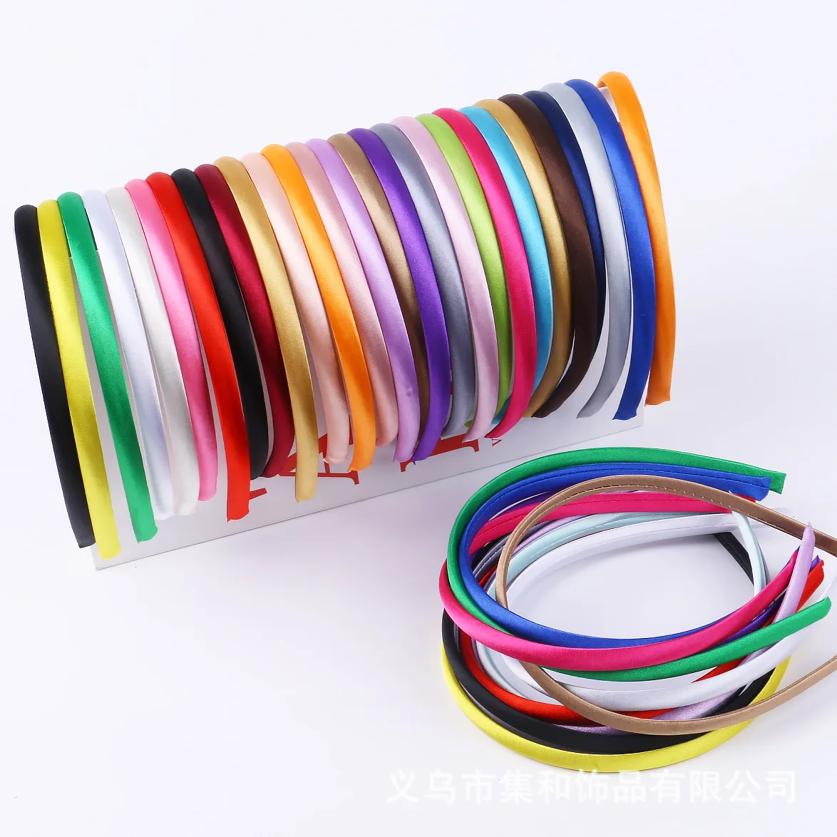 10pcs Soft Satin Headband Set for Girls 10MM Plain Fabric Covered Resin Hairbands, Elastic Kids Bands, Non-Slip Hair Accessories
10pcs Soft Satin Headband Set for Girls 10MM Plain Fabric Covered Resin Hairbands, Elastic Kids Bands, Non-Slip Hair Accessories