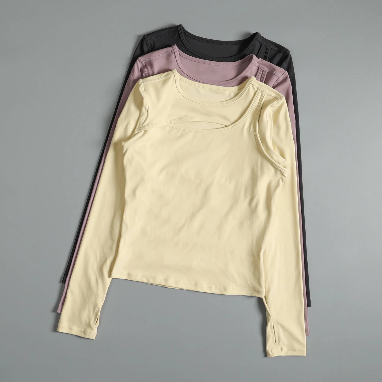 Yoga suit for women in autumn running training morning running speed drying clothes 2025 new slim Pilates sports T-shirt top 
Yoga suit for women in autumn running training morning running speed drying clothes 2025 new slim Pilates sports T-shirt top