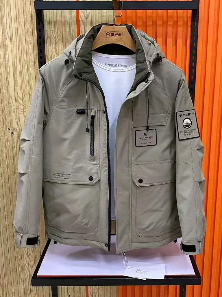 Spring Autumn Men's New Stand Collar Hooded Jacket High Quality Fashionable Versatile Personality Standard Fit Zipper Decoration
Spring Autumn Men's New Stand Collar Hooded Jacket High Quality Fashionable Versatile Personality Standard Fit Zipper Decoration