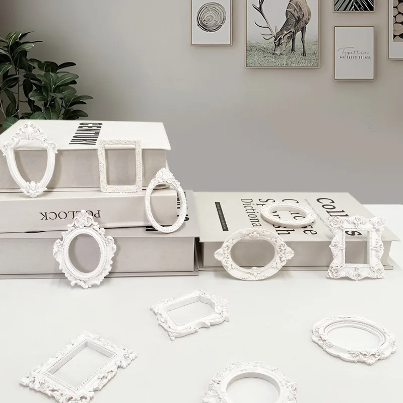 European DIY Phone Case Small Photo Frame Bar, Gu Mei Display Frame, Doll House Scene Miniature Model Accessories, Picture Frame
European DIY Phone Case Small Photo Frame Bar, Gu Mei Display Frame, Doll House Scene Miniature Model Accessories, Picture Frame