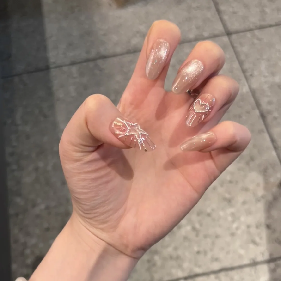 10pcs Handmade INS Style Press on Nails Sets Pink Cat Eye Firework Heart Oval Shape Glitter False Nails Tips for Sweet Cool Girl
10pcs Handmade INS Style Press on Nails Sets Pink Cat Eye Firework Heart Oval Shape Glitter False Nails Tips for Sweet Cool Girl