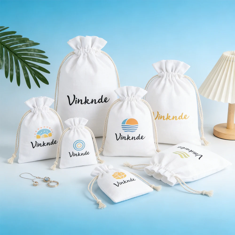 50 шт., 9x12 см, хлопковые сумки на шнурке, муслиновая упаковка для ювелирных изделий с логотипом, мешок из натурального хлопка, свадебный подарок, серьги, мешочки
50 шт., 9x12 см, хлопковые сумки на шнурке, муслиновая упаковка для ювелирных изделий с логотипом, мешок из натурального хлопка, свадебный подарок, серьги, мешочки