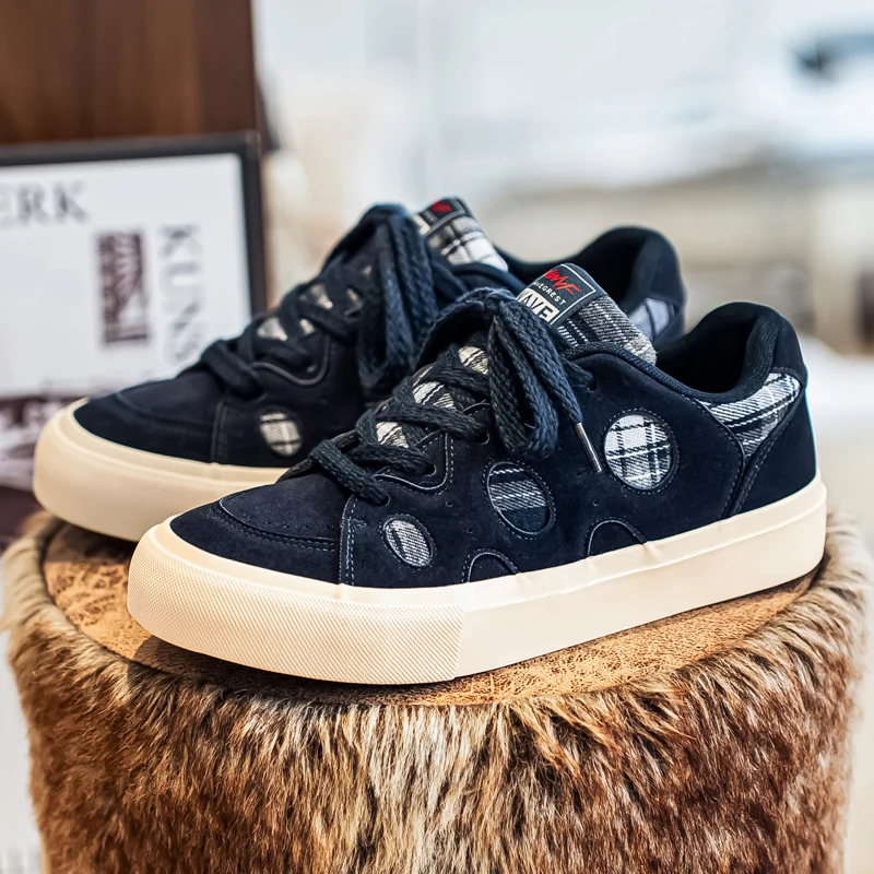 Оригинальные мужские вулканизированные кроссовки, модные дизайнерские туфли, удобные повседневные кроссовки на платформе, мужские кроссовки для скейтбординга, спортивная обувь.
Оригинальные мужские вулканизированные кроссовки, модные дизайнерские туфли, удобные повседневные кроссовки на платформе, мужские кроссовки для скейтбординга, спортивная обувь.