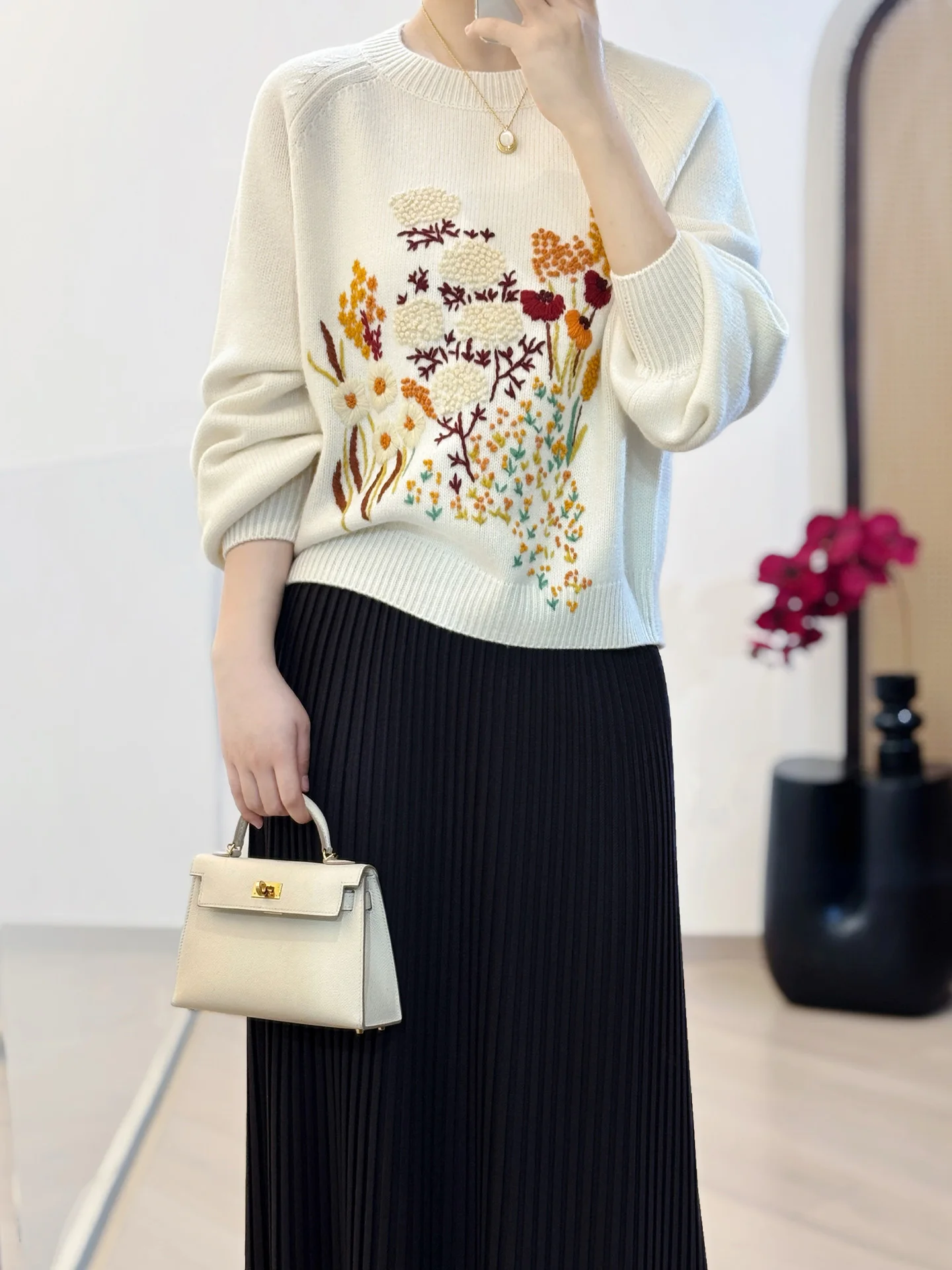 Женский свитер из шерсти и кашемира с вышивкой, крупной вязкой и цветочным узором, круглый вырез, повседневный, свободный крой, длинный рукав
Женский свитер из шерсти и кашемира с вышивкой, крупной вязкой и цветочным узором, круглый вырез, повседневный, свободный крой, длинный рукав