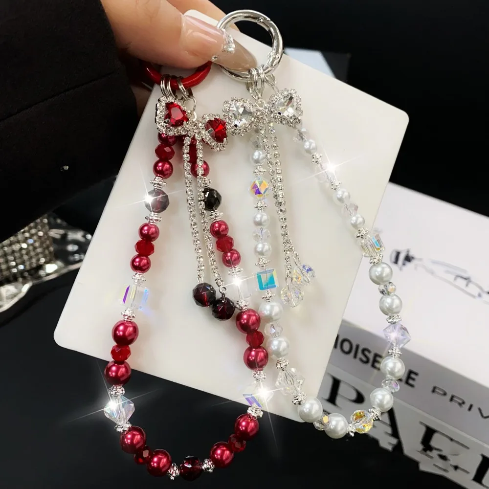 Pearl Rhinestone Phone Lanyard High Luxury Cellphone Chain Rhinestone Phone Straps Anti-lost Wrist Style Rhinestone Phone Rope
Pearl Rhinestone Phone Lanyard High Luxury Cellphone Chain Rhinestone Phone Straps Anti-lost Wrist Style Rhinestone Phone Rope