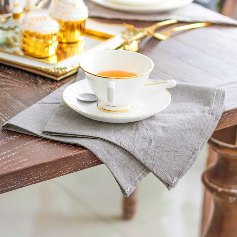 A Set Of 6 Cotton Cloth Napkins Soft And Comfortable Reusable 30X45cm Suitable For Weddings Birthdays Family Gatherings
A Set Of 6 Cotton Cloth Napkins Soft And Comfortable Reusable 30X45cm Suitable For Weddings Birthdays Family Gatherings