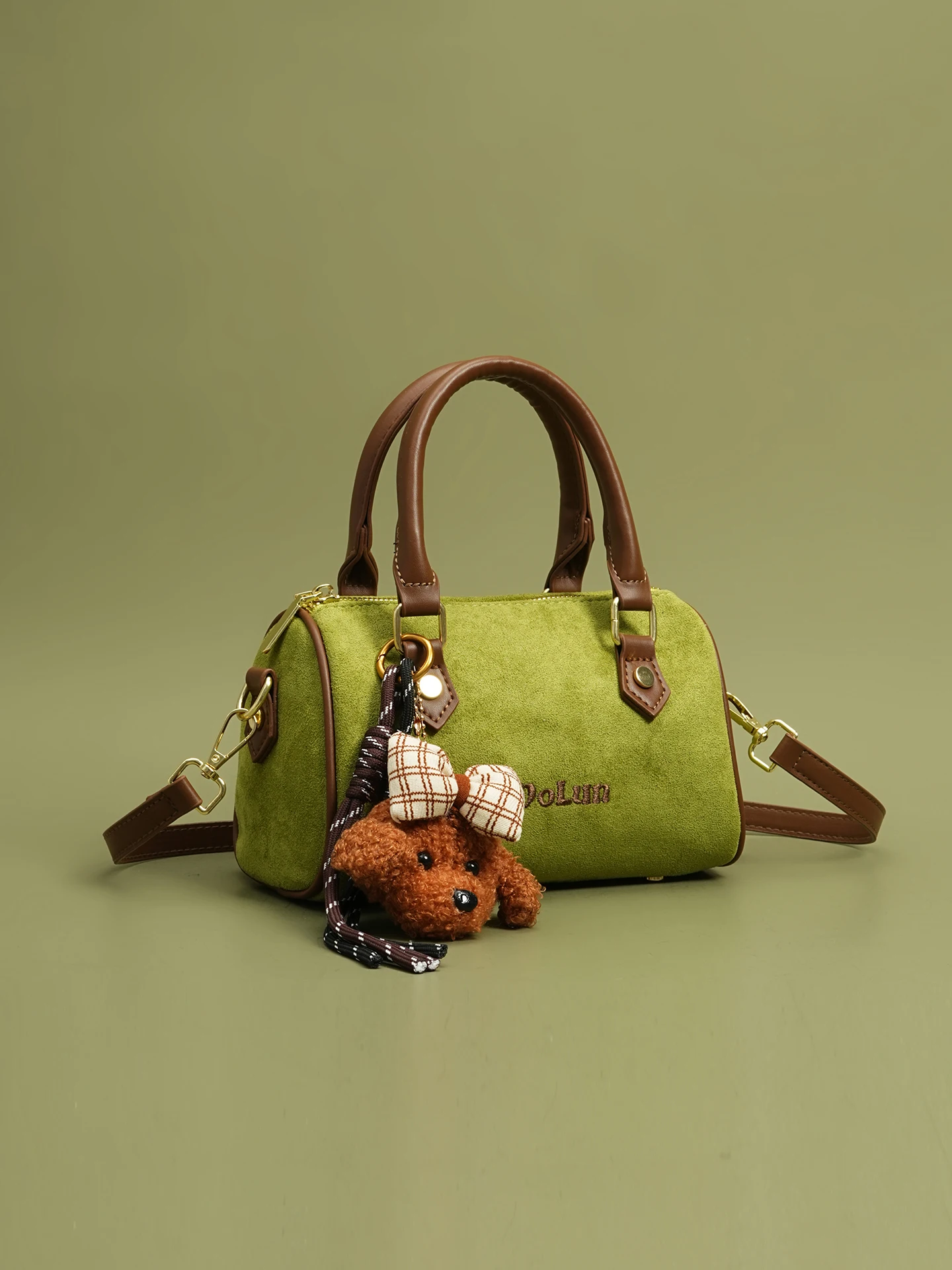 Осень-зима, матовая женская сумка в стиле ретро, модные сумки через плечо на одно плечо, высококачественная женская сумка с плюшевой подвеской в виде щенка
Осень-зима, матовая женская сумка в стиле ретро, модные сумки через плечо на одно плечо, высококачественная женская сумка с плюшевой подвеской в виде щенка