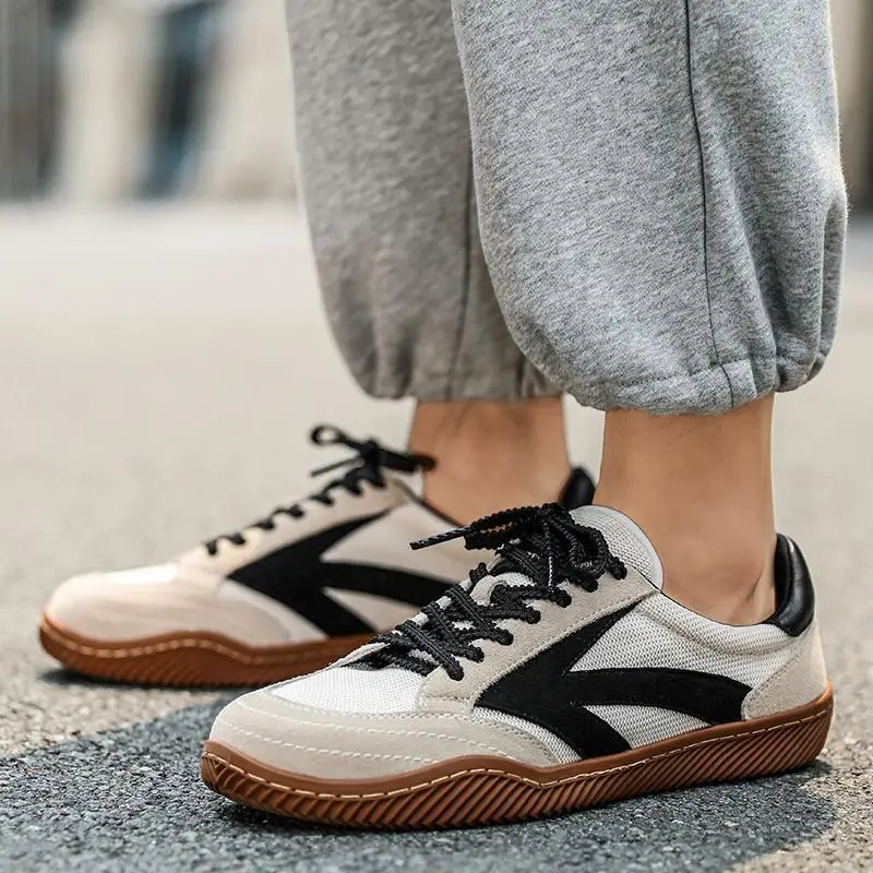 Retro Casual Shoes for Men Low Top Sports Tennis Shoes Outdoor Lace-Up Footwear Designer Sneakers German Training Baseball Shoes
Retro Casual Shoes for Men Low Top Sports Tennis Shoes Outdoor Lace-Up Footwear Designer Sneakers German Training Baseball Shoes