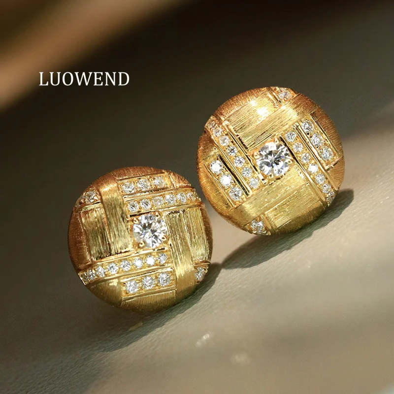 LUOWEND 100% 18K Yellow Gold Earrings Romantic Elegant Style Real Natural Diamond Stud Earrings for Women High Wedding Jewelry
LUOWEND 100% 18K Yellow Gold Earrings Romantic Elegant Style Real Natural Diamond Stud Earrings for Women High Wedding Jewelry