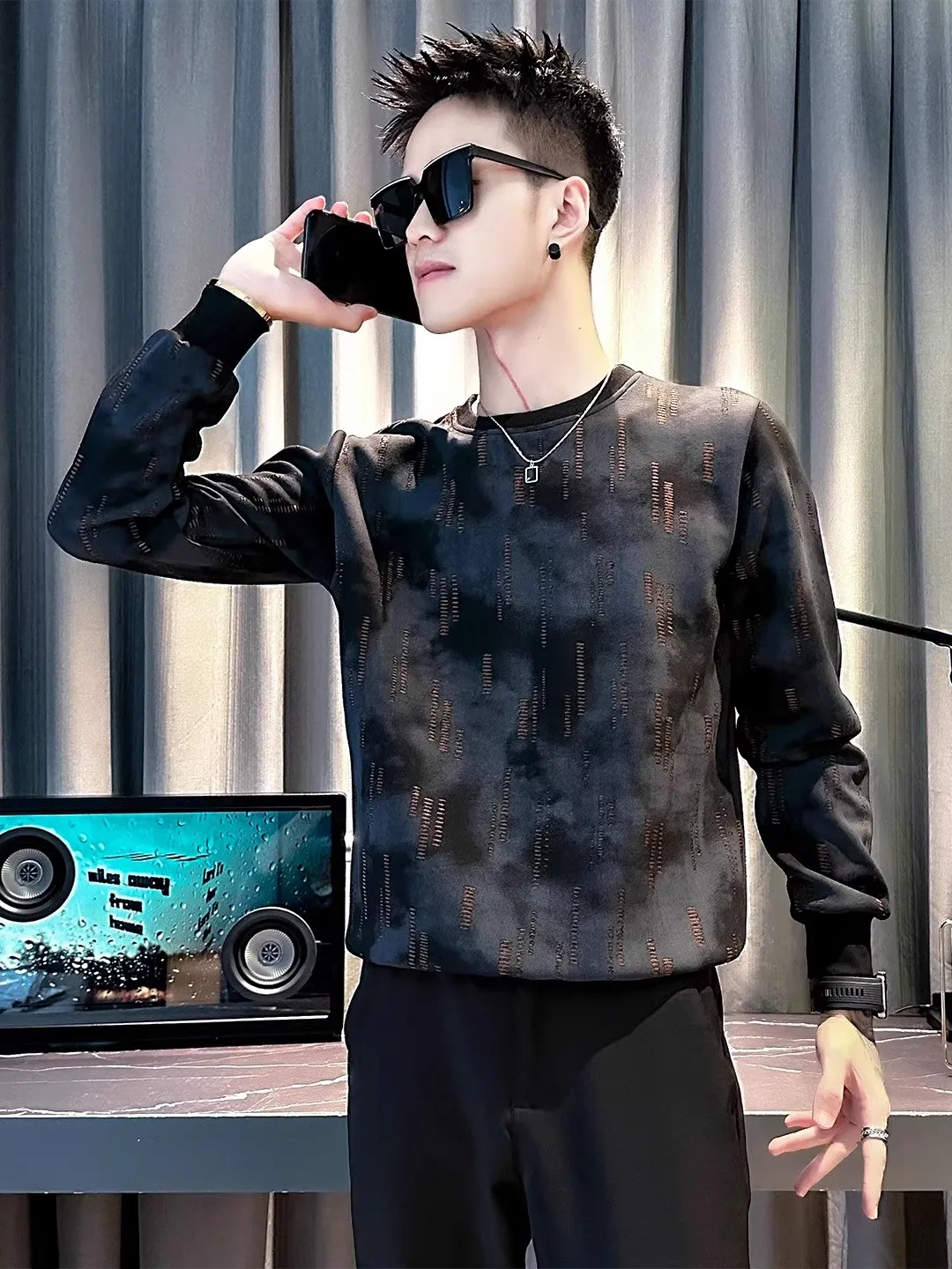 Men's Faionable Long Sve Hoodie round Ne Tie Dye Hole Design Autumn Winter Casual Wear Polyester Blend Fabric Youth
Men's Faionable Long Sve Hoodie round Ne Tie Dye Hole Design Autumn Winter Casual Wear Polyester Blend Fabric Youth