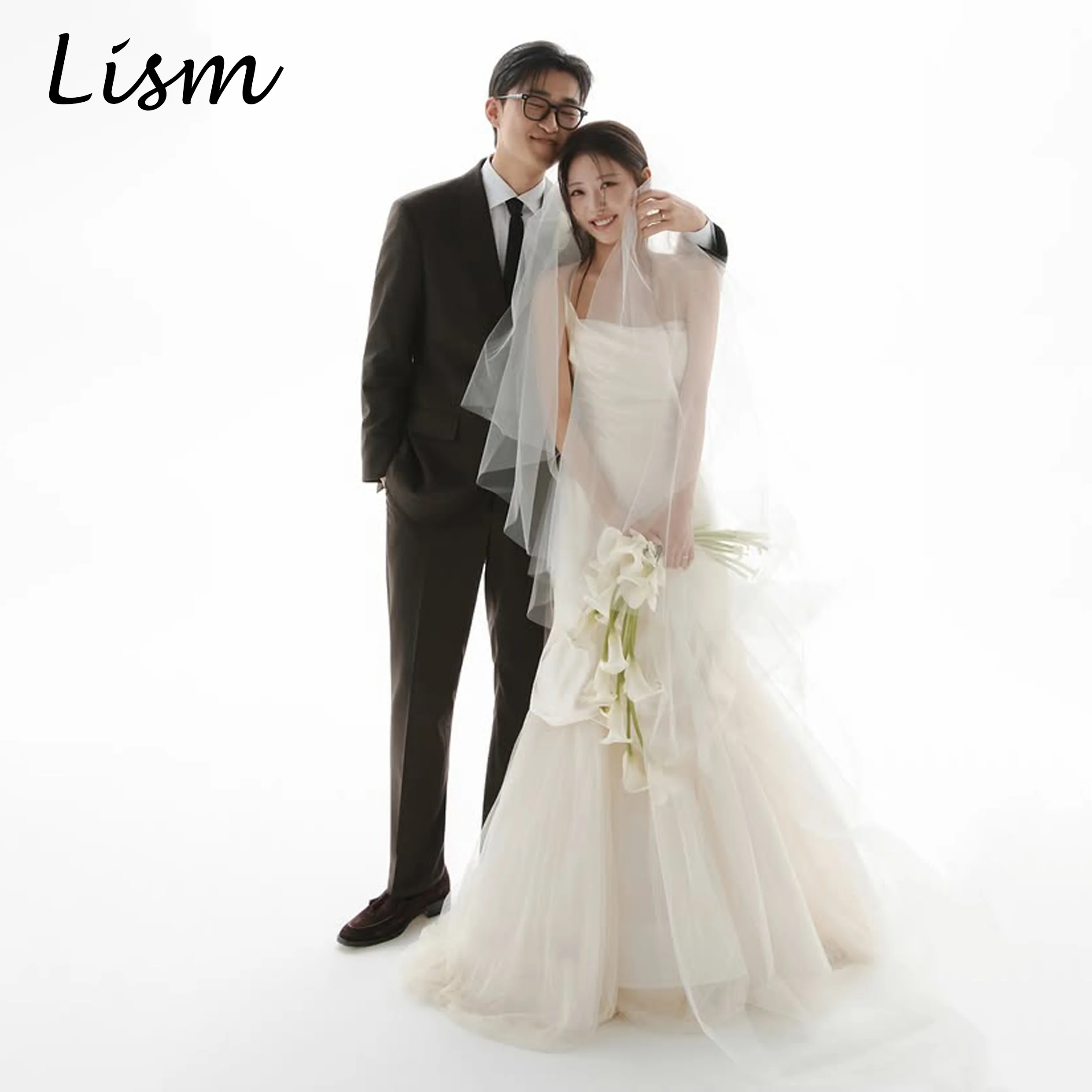 Lism Gorgeous Straps Wedding Dress Sleeveless Strapless A-line Floor-Length Korea Wedding Dress Photo Shoot 웨딩드레스 Customized
Lism Gorgeous Straps Wedding Dress Sleeveless Strapless A-line Floor-Length Korea Wedding Dress Photo Shoot 웨딩드레스 Customized