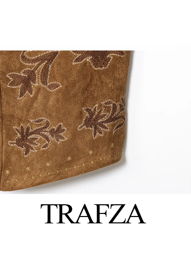 TRAFZA женский новый модный универсальный вышитый бархатный текстурированный жилет женский осенний элегантный 2-цветный жилет на шнуровке с v-образным вырезом
TRAFZA женский новый модный универсальный вышитый бархатный текстурированный жилет женский осенний элегантный 2-цветный жилет на шнуровке с v-образным вырезом
