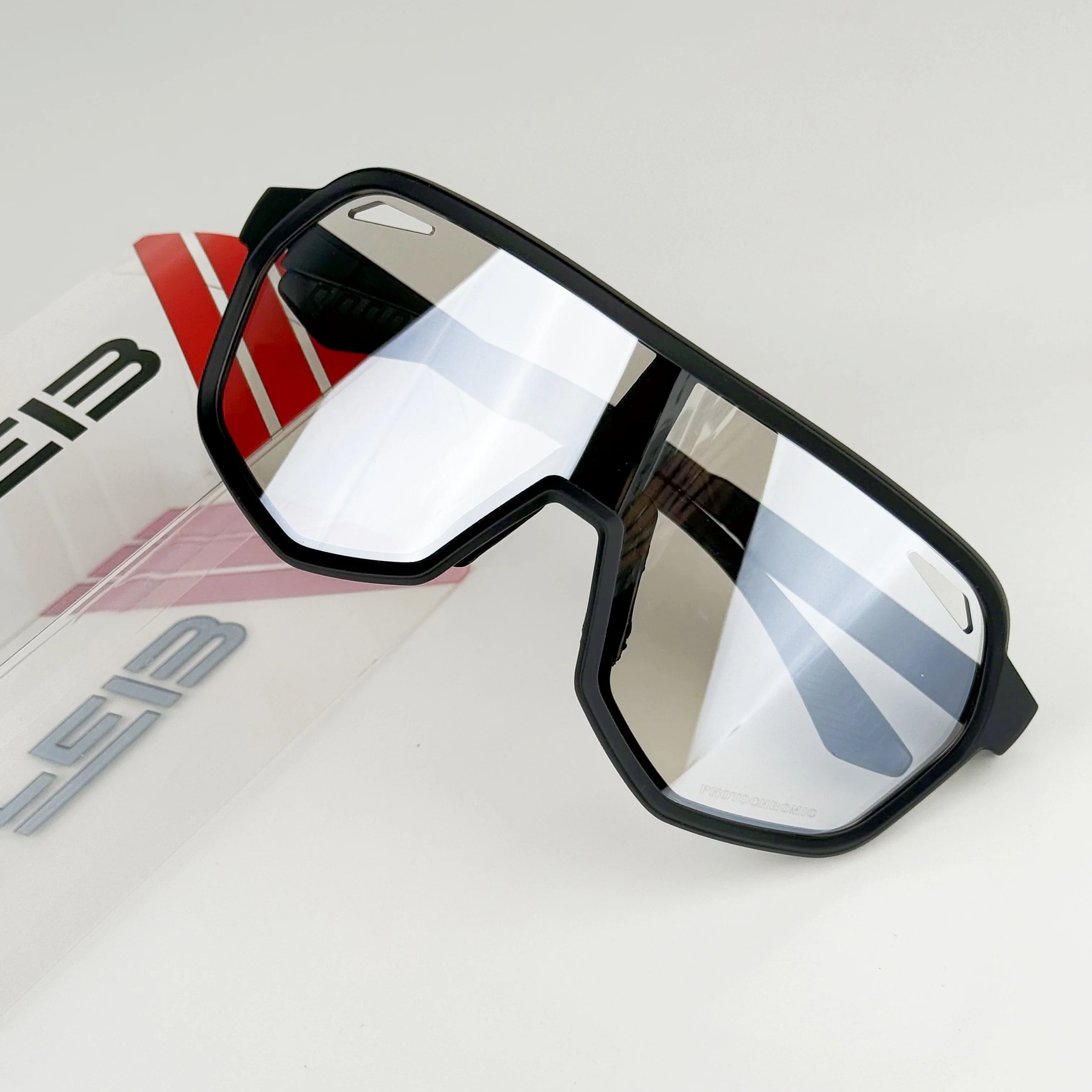 NAFEIB Photochromic Sunglasses For Men And Women Driving Glasses Fishing Glasses Baseball Classic Eyewear Sports Glasses
NAFEIB Photochromic Sunglasses For Men And Women Driving Glasses Fishing Glasses Baseball Classic Eyewear Sports Glasses