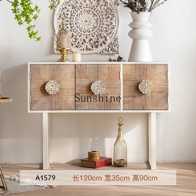 French retro sub-wrought iron high-footed locker, solid wood sofa, facing the door and porch side cabinet
French retro sub-wrought iron high-footed locker, solid wood sofa, facing the door and porch side cabinet