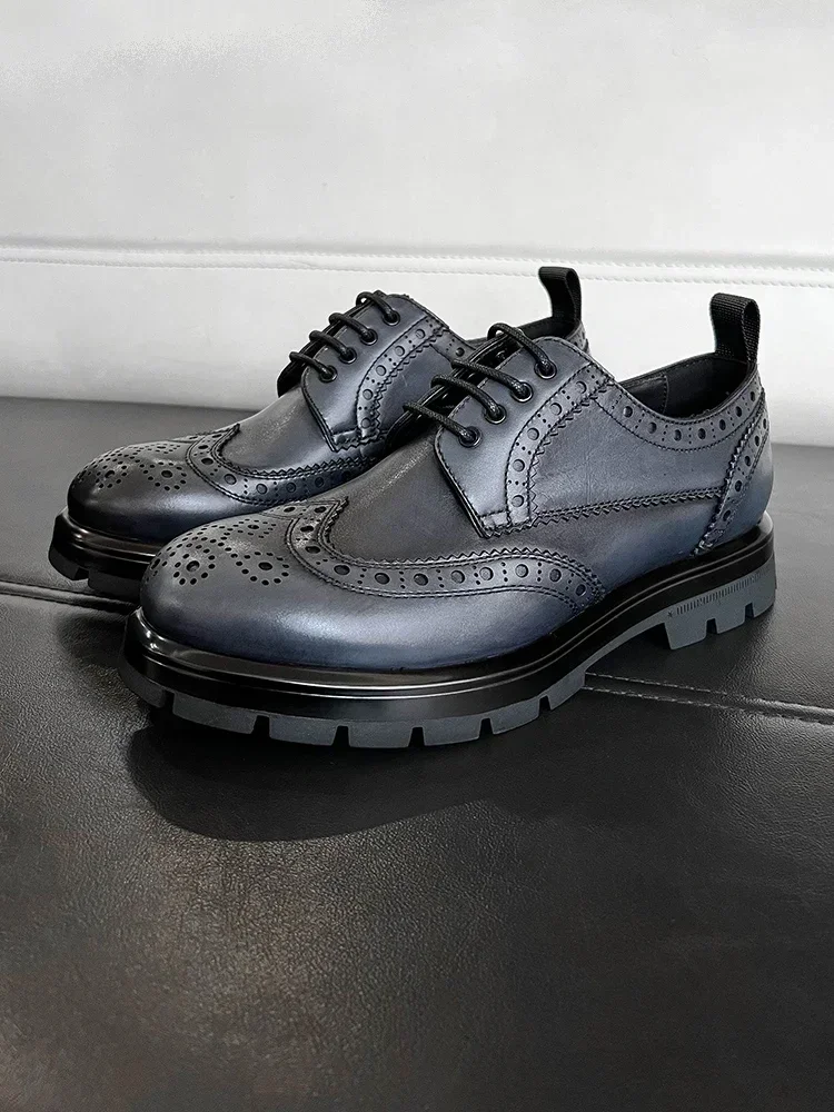 Spring and Autumn New Men's Formal Leather Shoes Round Head Thick Sole British Style Big Head Leather Shoes
Spring and Autumn New Men's Formal Leather Shoes Round Head Thick Sole British Style Big Head Leather Shoes