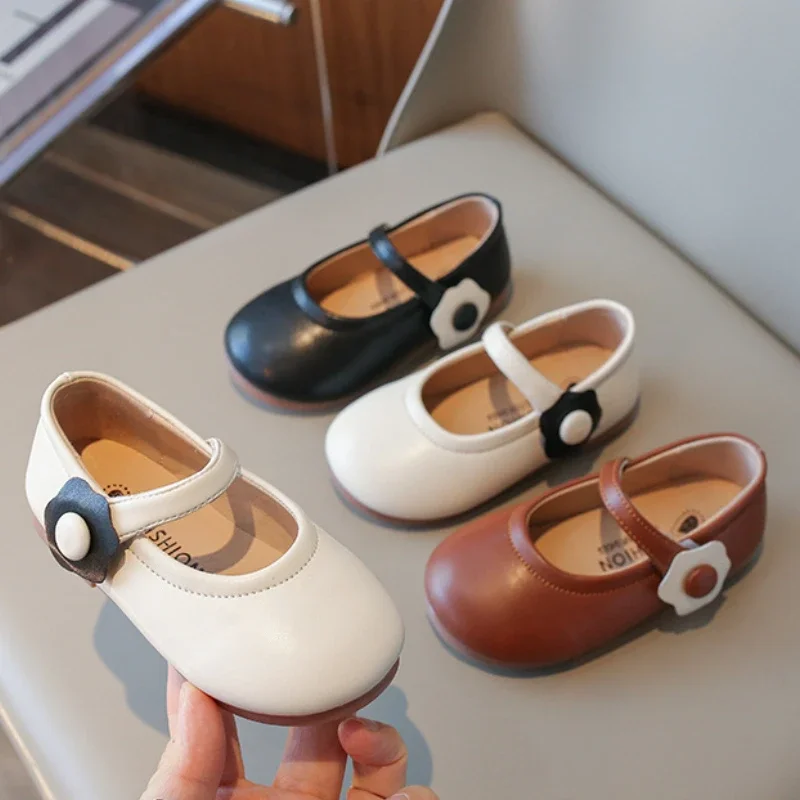Sweet Girl Princess Shoes Cute Flower Design Children Causal Mary Jane Shoes Fashion Shallow Kids Flats Leather Shoes Breathable
Sweet Girl Princess Shoes Cute Flower Design Children Causal Mary Jane Shoes Fashion Shallow Kids Flats Leather Shoes Breathable