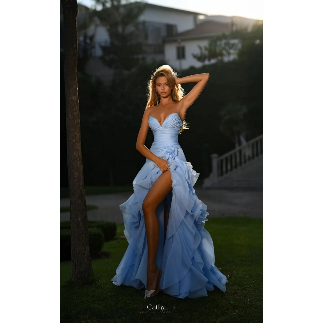 Cathy Customized Light Blue Strapless Prom Dress Tiered Ruffles Side High Split vestidos de noiva Floor-Length Evening Dresses
Cathy Customized Light Blue Strapless Prom Dress Tiered Ruffles Side High Split vestidos de noiva Floor-Length Evening Dresses