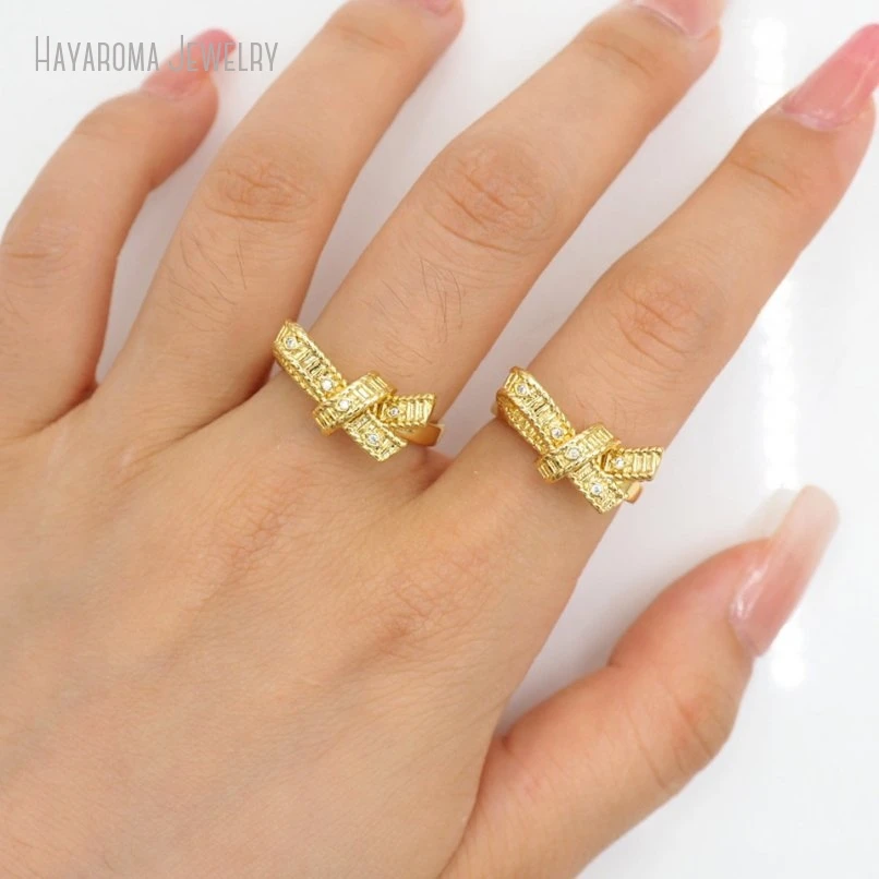 10Pcs Copper Invisible Setting Bowknot Gold Color Wholesale Metal Cubic Zirconia Ring RM50979
10Pcs Copper Invisible Setting Bowknot Gold Color Wholesale Metal Cubic Zirconia Ring RM50979