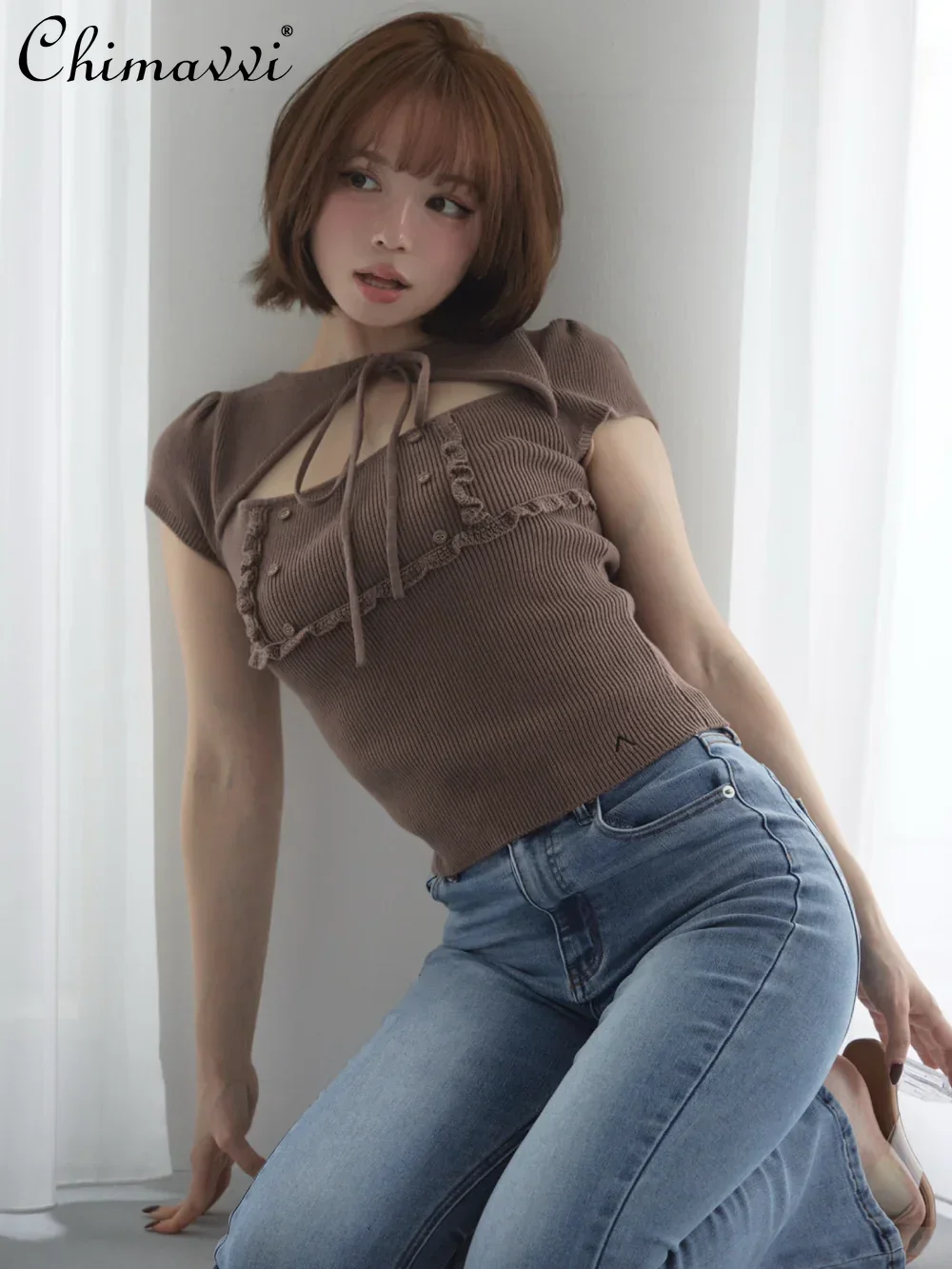 2026 Summer Japanese Style Fashion Lace-up Knit Top Sweet Girls Elegant Ruffle Trim Slim-fit Cropped Pullover T-shirt for Women
2026 Summer Japanese Style Fashion Lace-up Knit Top Sweet Girls Elegant Ruffle Trim Slim-fit Cropped Pullover T-shirt for Women
