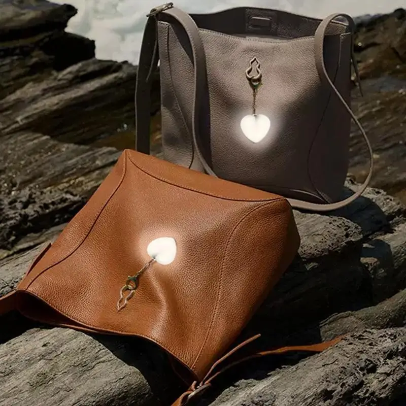 Светодиодный светильник для кошелька с сенсорным датчиком, светодиодный светильник, романтическая лампа в форме сердца, без бликов, с высокой яркостью для путешествий, кемпинга
Светодиодный светильник для кошелька с сенсорным датчиком, светодиодный светильник, романтическая лампа в форме сердца, без бликов, с высокой яркостью для путешествий, кемпинга