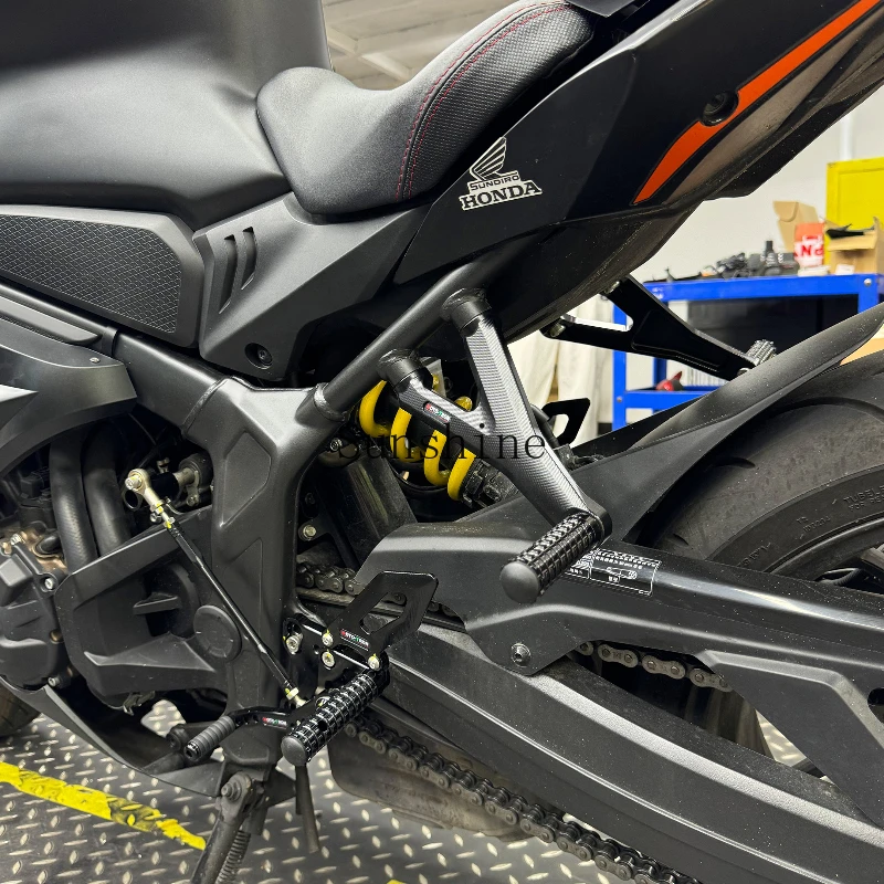 MOTOTRON is suitable for CBR650R raised pedal CBR400500 modified racing accessories
MOTOTRON is suitable for CBR650R raised pedal CBR400500 modified racing accessories