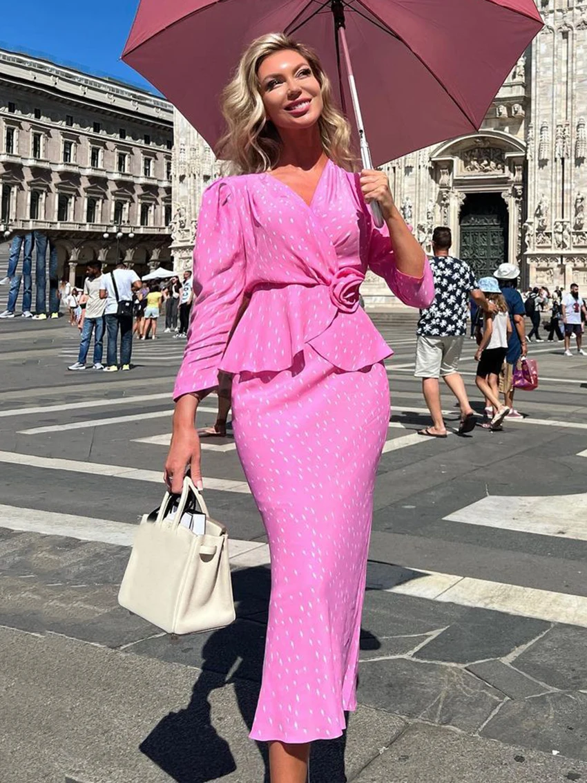 Marthaqiqi Pink Fashion Ladies Nightwear Suit Sexy V-Neck Nightgown Long Sleeve Sleepwear Long Skirts Female Pajamas 2 Piece Set
Marthaqiqi Pink Fashion Ladies Nightwear Suit Sexy V-Neck Nightgown Long Sleeve Sleepwear Long Skirts Female Pajamas 2 Piece Set