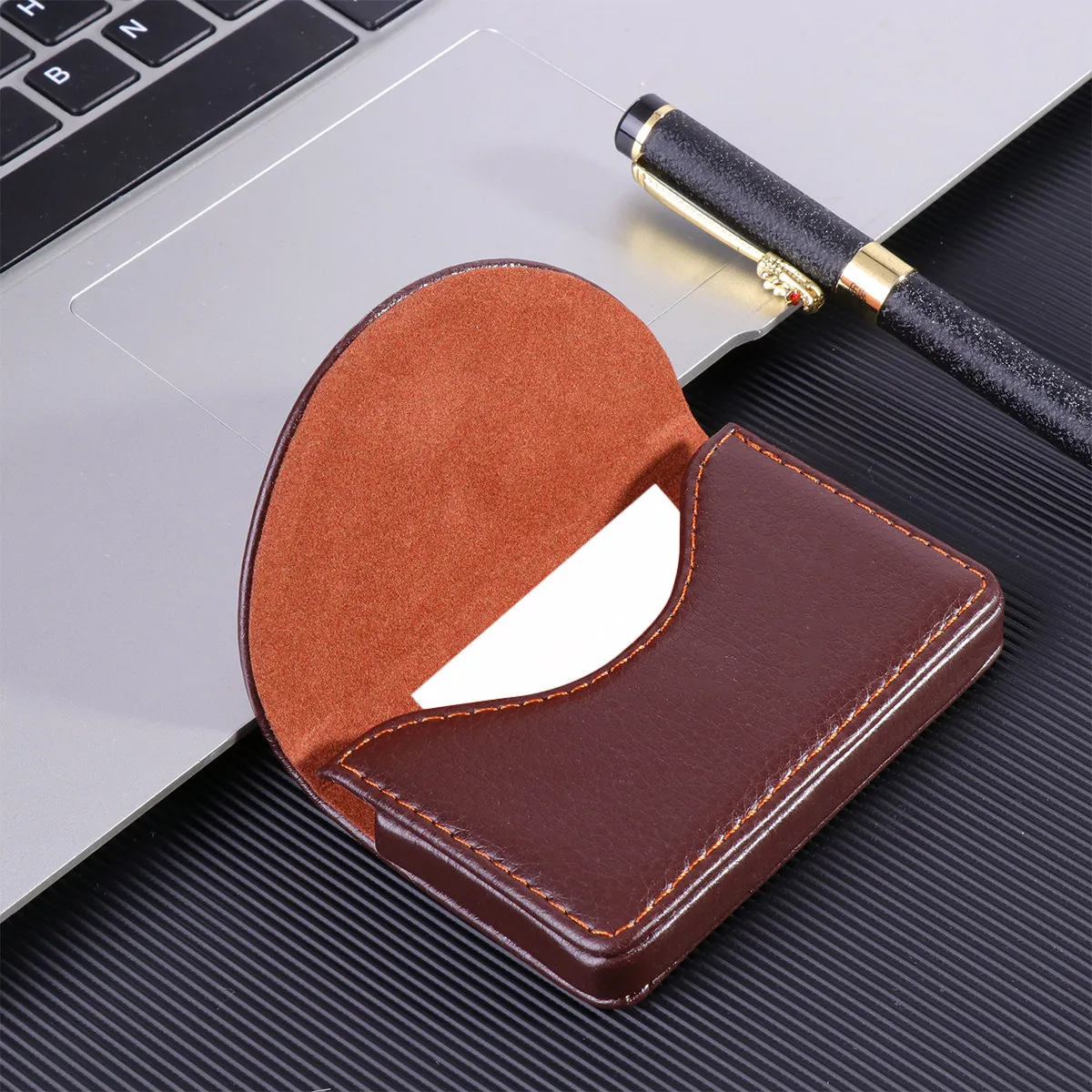 1Pcs Business Card Case PU Portable Coffee Business Organizer Simple Design Name Holder Storage Name Holder Portable Case
1Pcs Business Card Case PU Portable Coffee Business Organizer Simple Design Name Holder Storage Name Holder Portable Case