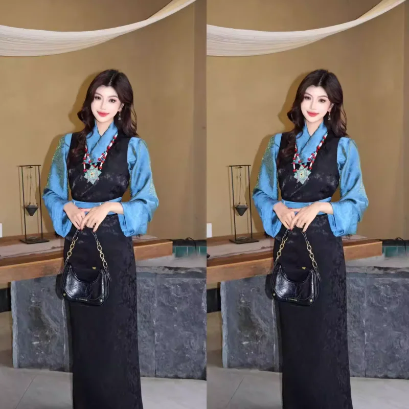 Chinese Spring and Summer Women's Satin Jacquard Bola Dress Xizang Dress
Chinese Spring and Summer Women's Satin Jacquard Bola Dress Xizang Dress