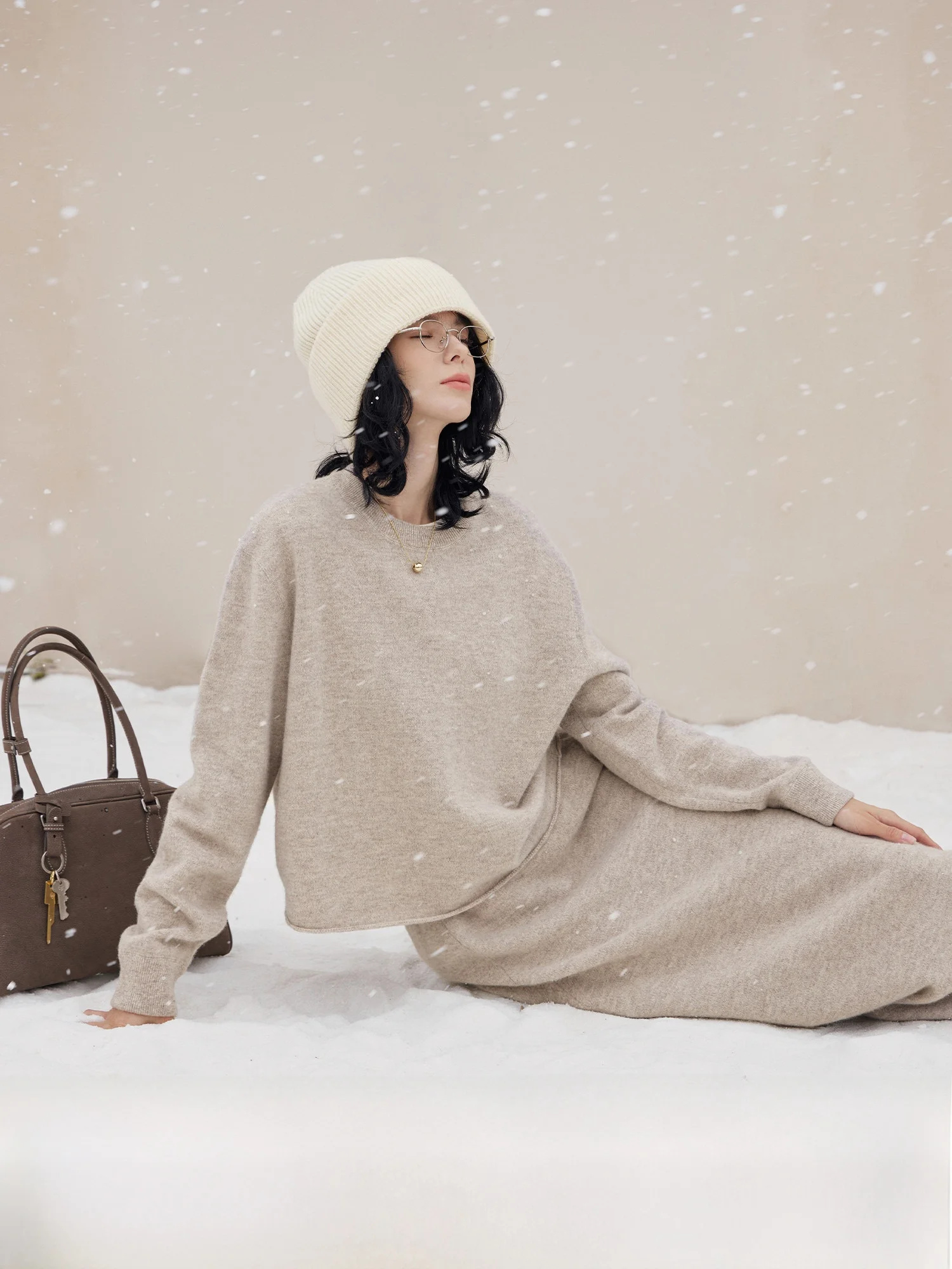 Cozyfit round Ne Knitted Sweater And Straight Skirt Set for Women Simple Autumn Winter Outfit Commute Sle Pure Wool Long ...
Cozyfit round Ne Knitted Sweater And Straight Skirt Set for Women Simple Autumn Winter Outfit Commute Sle Pure Wool Long ...