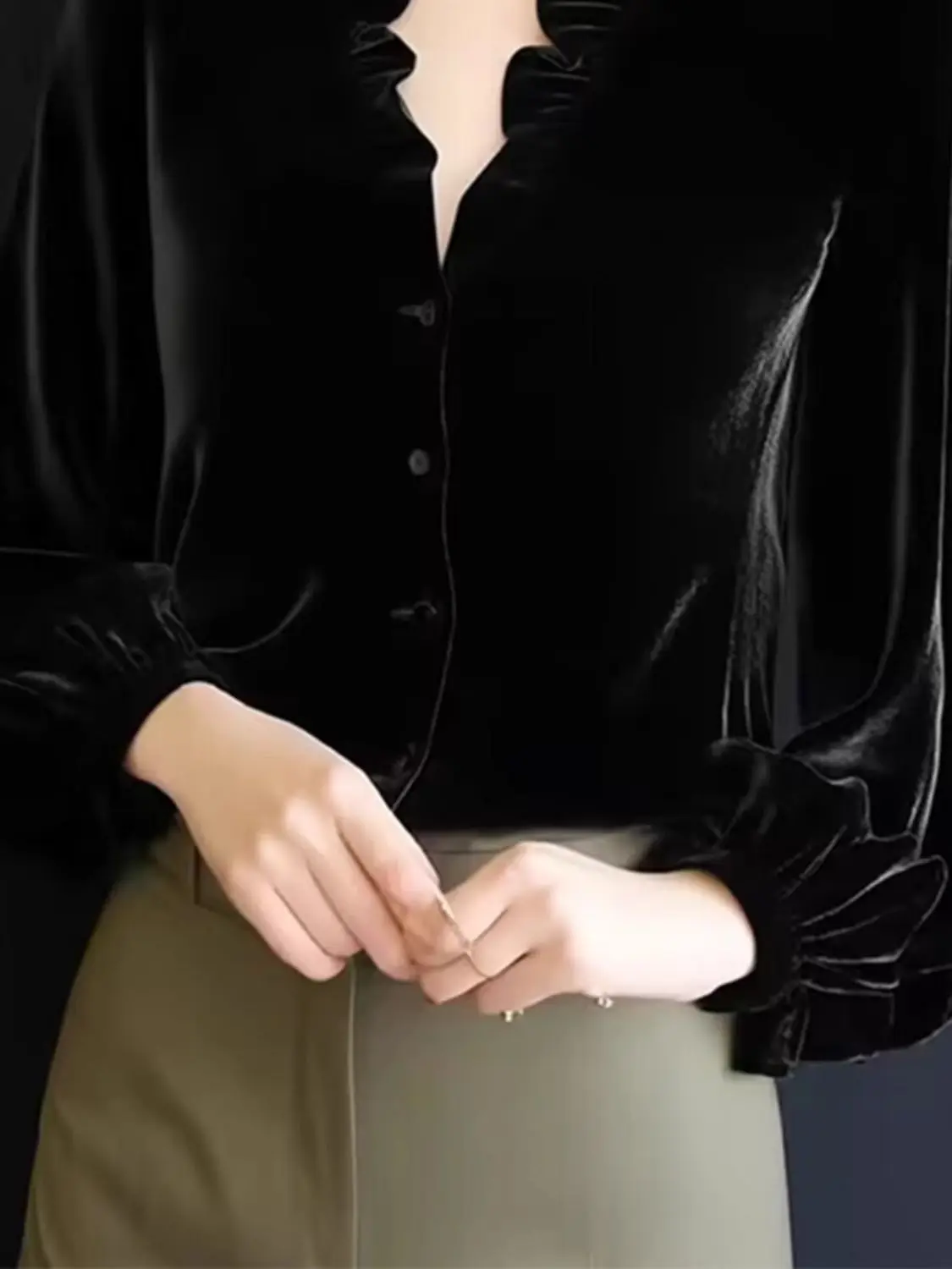 Retro Gold Velvet Patchwork Long Sve irt Ele Ladylike Sle Autumn Winter New Arrival Anti-Aging Trendy Busin Casual
Retro Gold Velvet Patchwork Long Sve irt Ele Ladylike Sle Autumn Winter New Arrival Anti-Aging Trendy Busin Casual