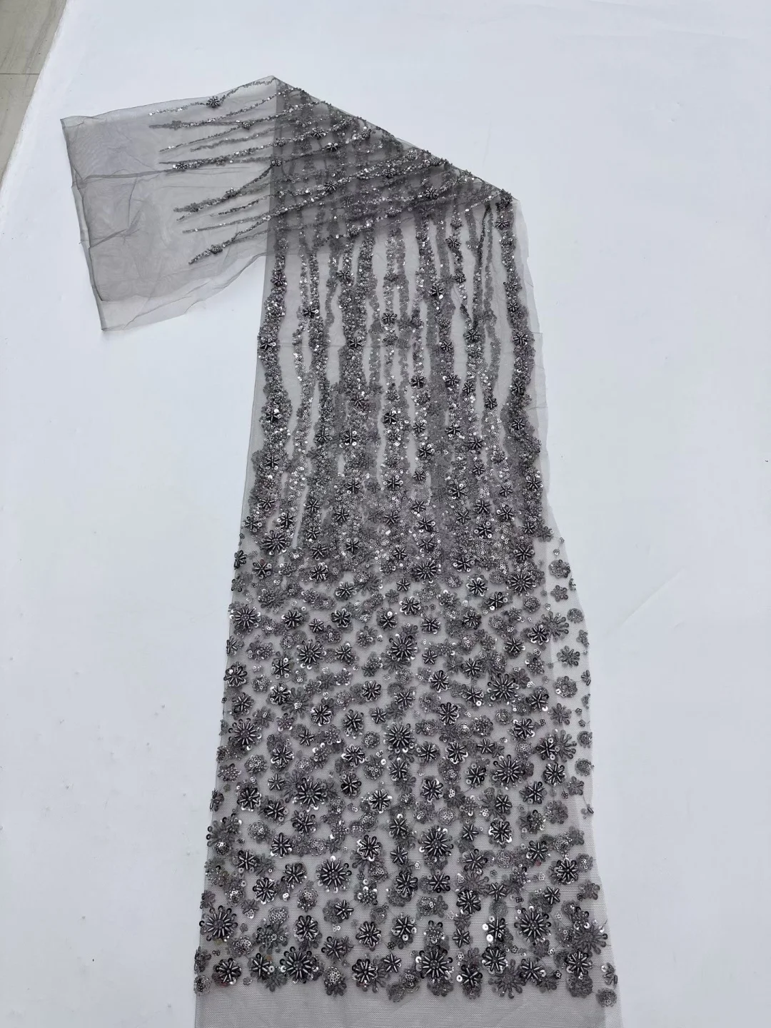 Fashion African Nigerian 2026 Beaded Emboridery Lace High-End Luxury French Sequin Net Lace Fabric For Wedding Party Dress Women
Fashion African Nigerian 2026 Beaded Emboridery Lace High-End Luxury French Sequin Net Lace Fabric For Wedding Party Dress Women