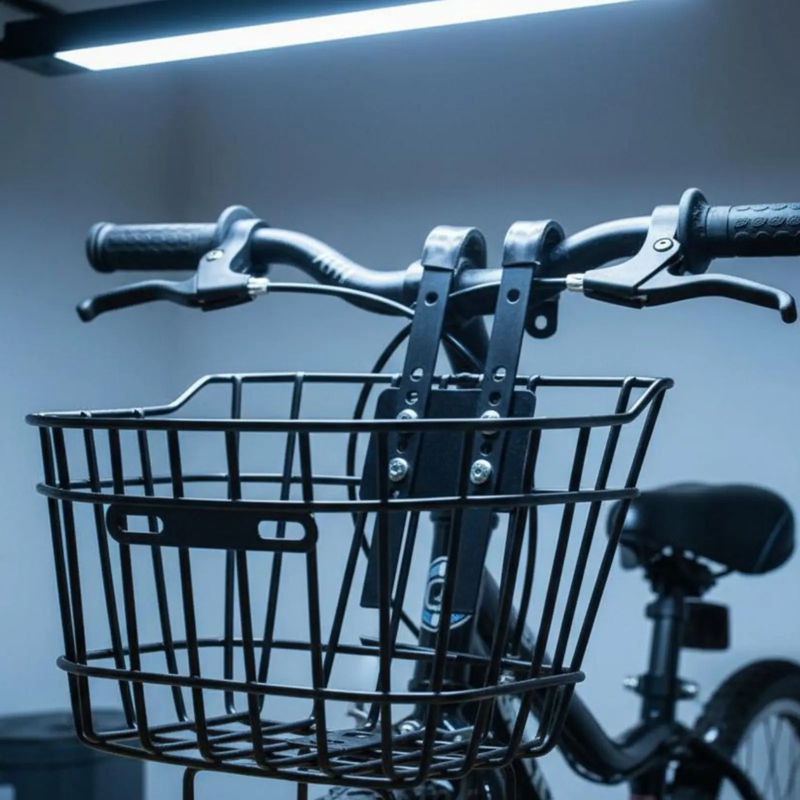 Детская велосипедная корзина большой вместимости, передняя корзина для детского велосипеда, легко устанавливается, регулируемая по высоте
Детская велосипедная корзина большой вместимости, передняя корзина для детского велосипеда, легко устанавливается, регулируемая по высоте