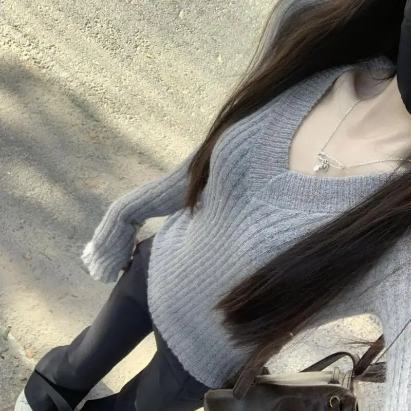 V Collar Base Layer Sweater Girl Autumn Winter Knitwear Jumper Minimalist Pullover Keep Warm Base Layer Lazy Gentle Innerwear
V Collar Base Layer Sweater Girl Autumn Winter Knitwear Jumper Minimalist Pullover Keep Warm Base Layer Lazy Gentle Innerwear