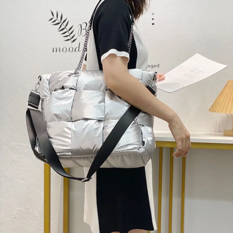 Winter Down Fashion Bucket Tote Handbags Cotton Feather Down Square Messenger MultiPockets Space Pad Bags Large Capacity
Winter Down Fashion Bucket Tote Handbags Cotton Feather Down Square Messenger MultiPockets Space Pad Bags Large Capacity