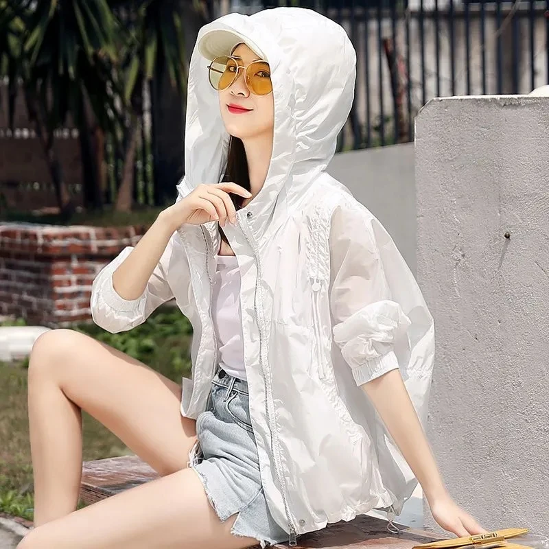 Fashion Women's Sun Protection Clothing Summer Thin Coat Sun Protection Breathable Casual Hooded Jacket Female Outerwear Tops
Fashion Women's Sun Protection Clothing Summer Thin Coat Sun Protection Breathable Casual Hooded Jacket Female Outerwear Tops