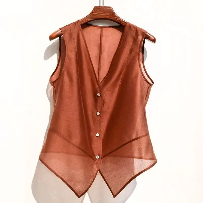 Summer Sunscreen Vest For Women Vintage V Neck Sleeveless Single Breasted Embroidery Design Solid Mesh Vests
Summer Sunscreen Vest For Women Vintage V Neck Sleeveless Single Breasted Embroidery Design Solid Mesh Vests