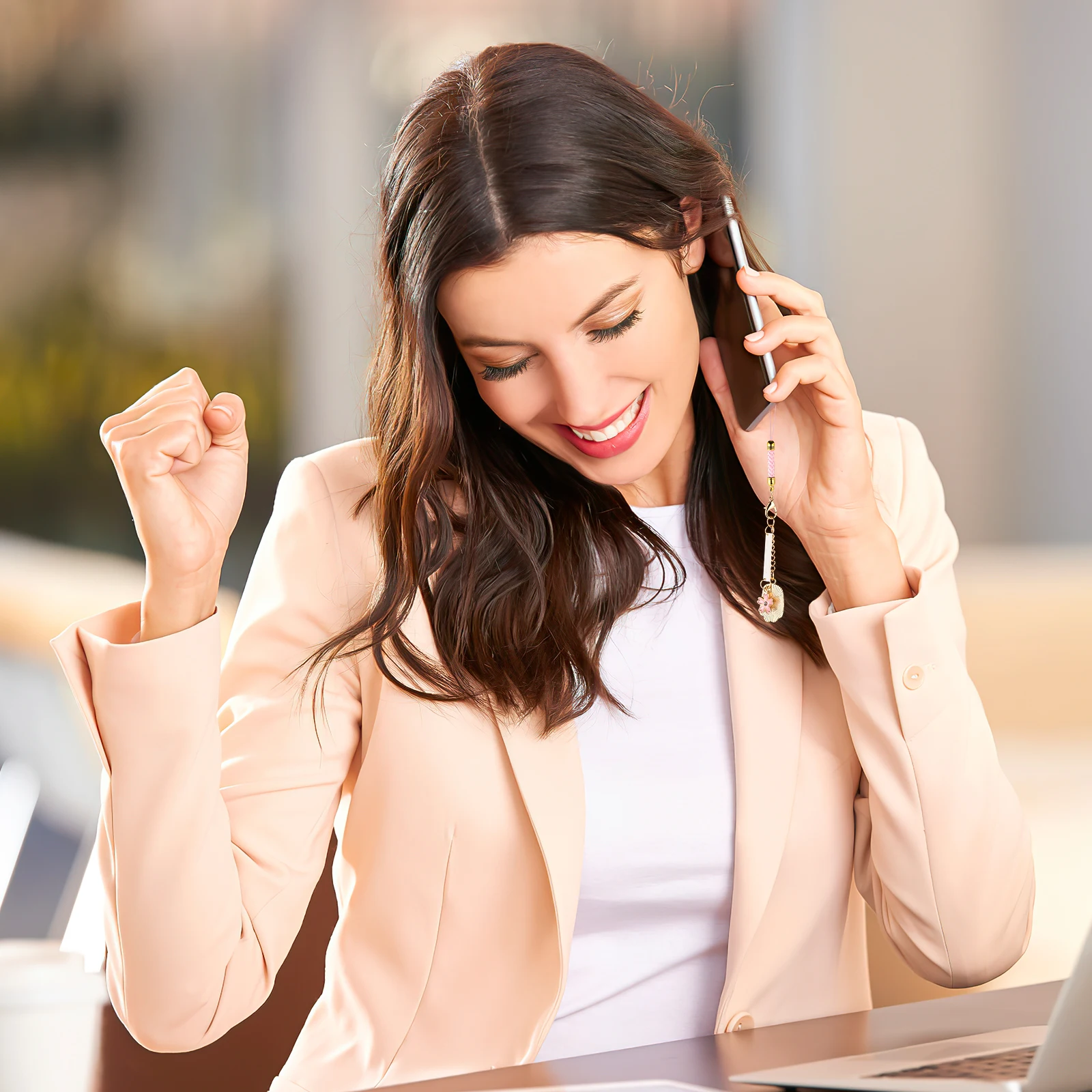 2Pcs Phone Chain Keychains Lanyards Lovely Flower Bunny Cat Claw Pendant Decorative Strap for Phone Accessories Anti-Lost Wrist
2Pcs Phone Chain Keychains Lanyards Lovely Flower Bunny Cat Claw Pendant Decorative Strap for Phone Accessories Anti-Lost Wrist