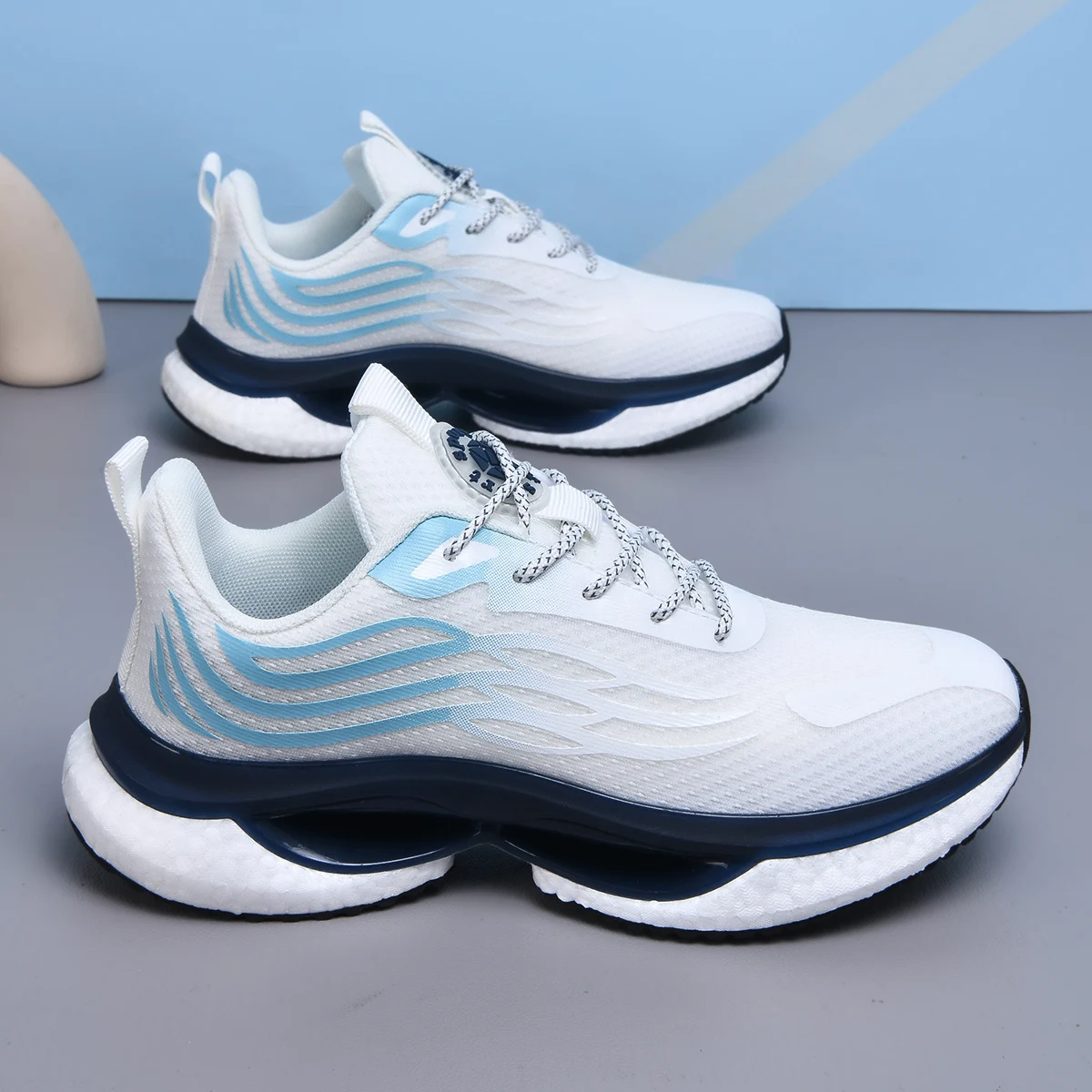 Mens Running Shoes Summer Breathe Odor Proof Shoes Soft Soled Versatile Sneakers Teenagers Trendy Sneakers for Men Women
Mens Running Shoes Summer Breathe Odor Proof Shoes Soft Soled Versatile Sneakers Teenagers Trendy Sneakers for Men Women