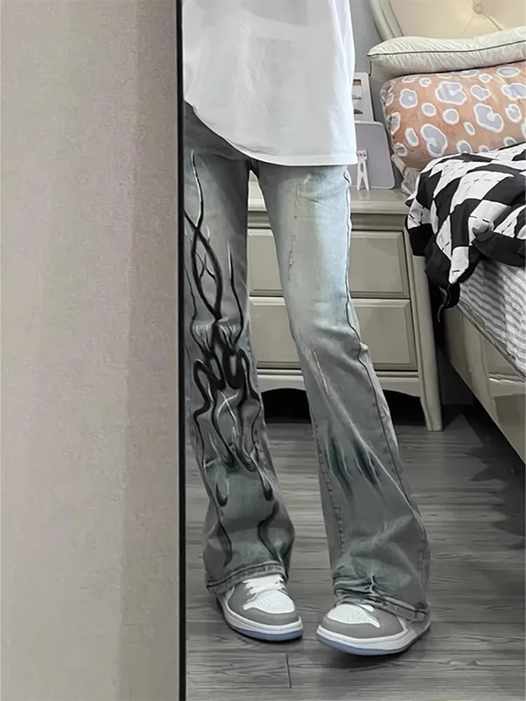 Мужские джинсы-клеш в винтажном стиле American High Street, удлиненные, прямые, с принтом, повседневные, стройнящие
Мужские джинсы-клеш в винтажном стиле American High Street, удлиненные, прямые, с принтом, повседневные, стройнящие