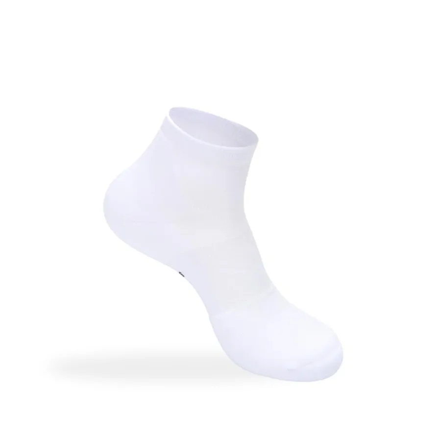 Premium Cotton Blend Black/White/Gray, 6 Pairs, Unisex Stretchy Crew Socks, Durable and Comfortable for Workouts and All-Day We
Premium Cotton Blend Black/White/Gray, 6 Pairs, Unisex Stretchy Crew Socks, Durable and Comfortable for Workouts and All-Day We