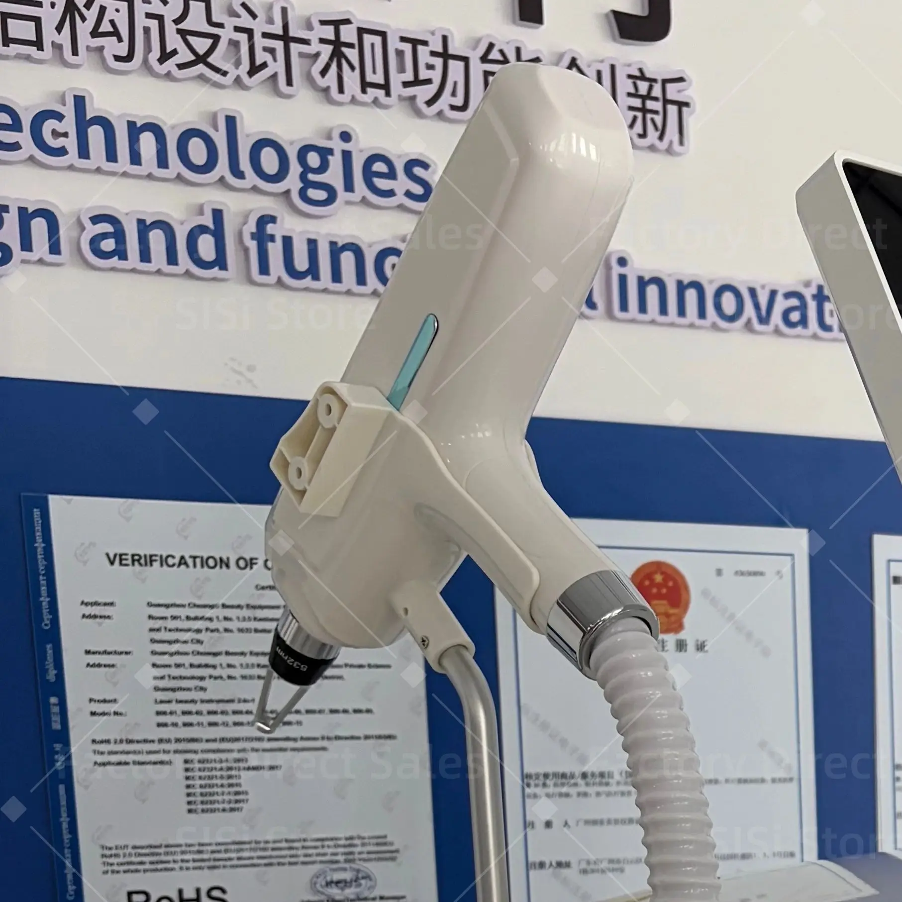 4-IN-1 High Power Laser Diode Hair Removal Machine 755/808/1064/940nm Ice Titanium Beauty Body Hair Removal Equipment
4-IN-1 High Power Laser Diode Hair Removal Machine 755/808/1064/940nm Ice Titanium Beauty Body Hair Removal Equipment